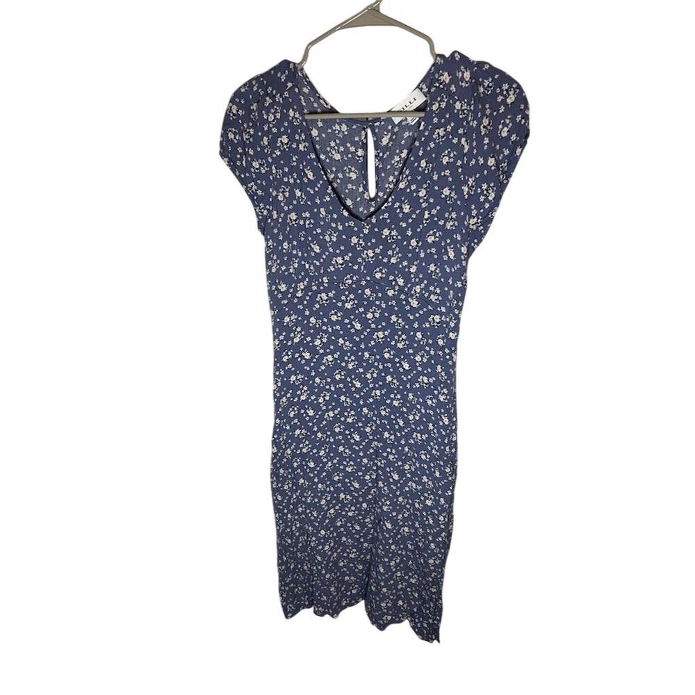 Gilli Women's Blue Floral Short Sleeve Romper Size M Casual Spring